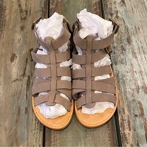 BP. Britt Gladiator Sandal, Taupe Leather, Womens Size 5 Strappy Flats